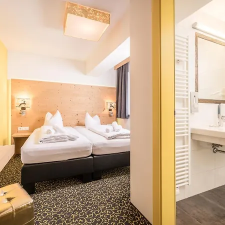 Harakiri Und Apresski * Mayrhofen