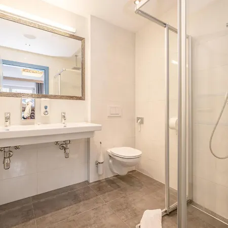 Harakiri Und Apresski Szálloda Mayrhofen