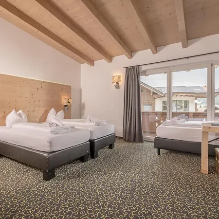 Harakiri Und Apresski Hotel